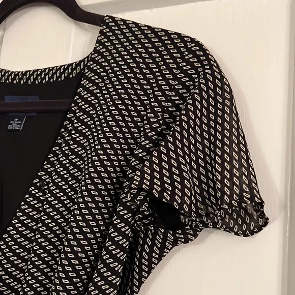 Ann Taylor wrap dress - Picture 4 of 9